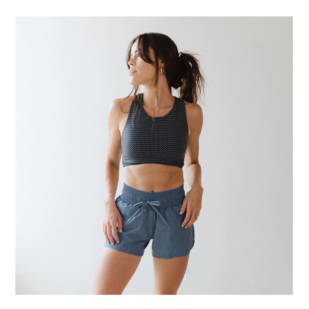 Albion fit lunge shorts in light chambray XS